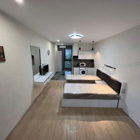 Batumi Hotel R&M Εξωτερικό φωτογραφία