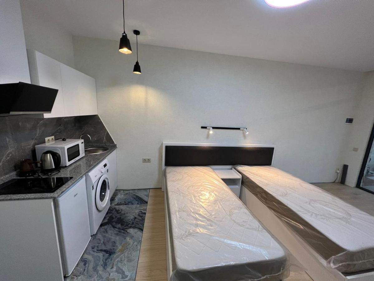 Batumi Hotel R&M Εξωτερικό φωτογραφία