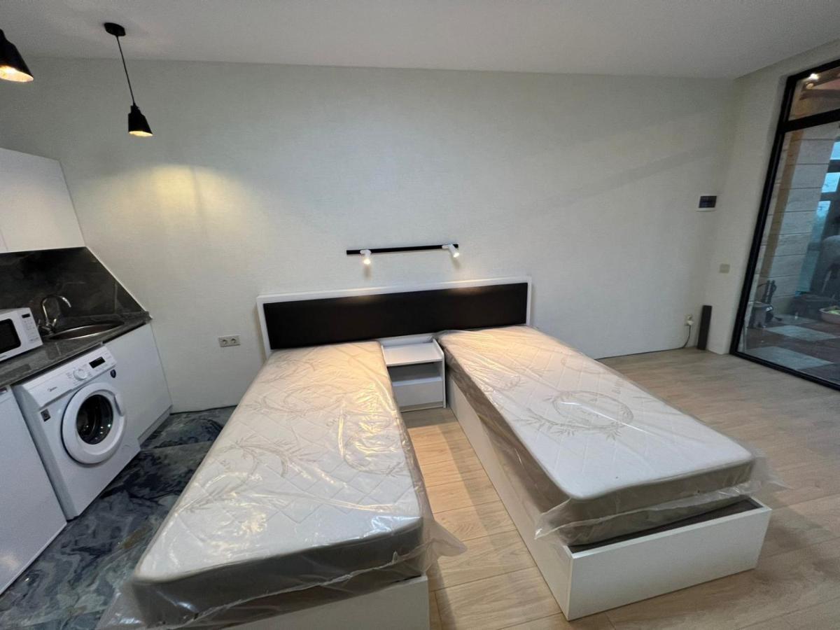 Batumi Hotel R&M Εξωτερικό φωτογραφία