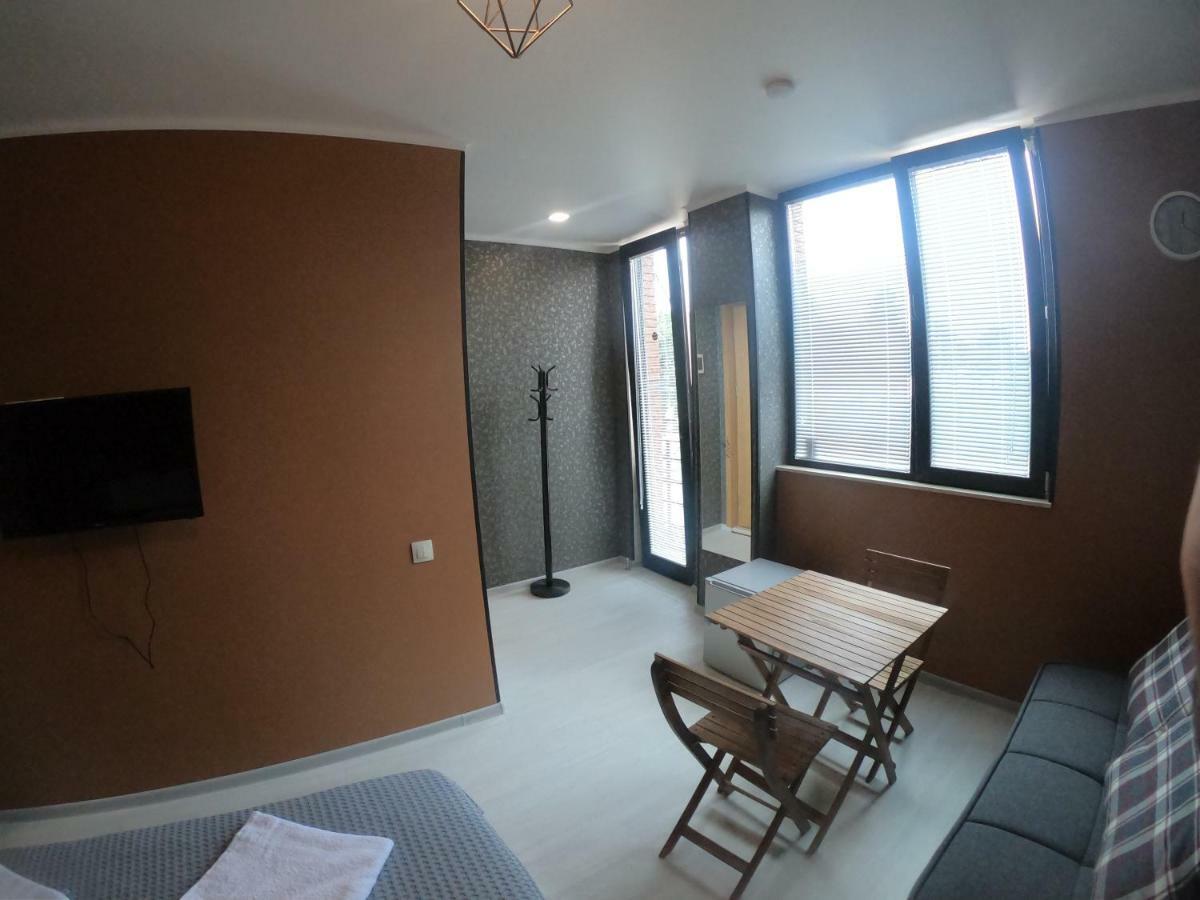 Batumi Hotel R&M Εξωτερικό φωτογραφία